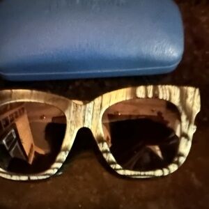 J. McLaughlin sunglasses, cream and black frames, brand new!